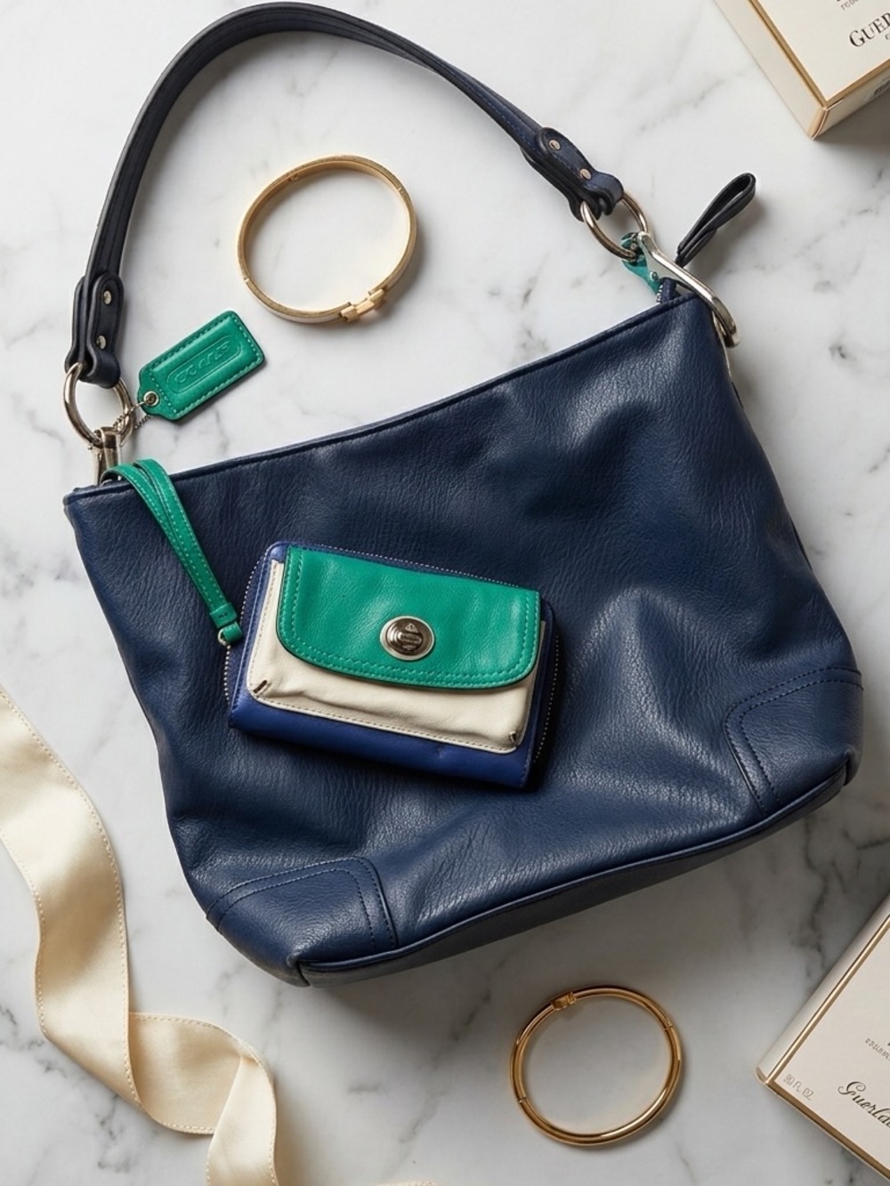 Beautiful Navy Leather Shoulder Bag with Teal & White Colorblock coach Wallet
